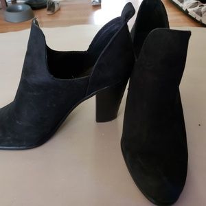 Vince camuto booties